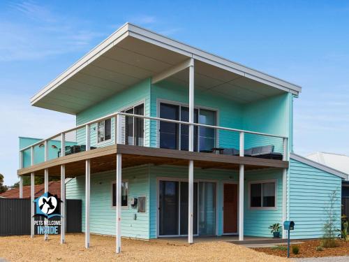 Aldinga Beach Casa | 3BR Retro Charm Beach House Getaway