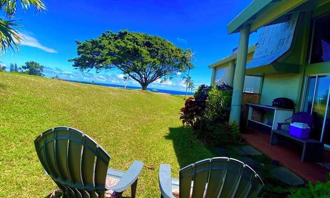 Kaiulani Casa | 3BR - sleeps 7! Golf course and ocean views. Steps from Westin. Walk to beach!