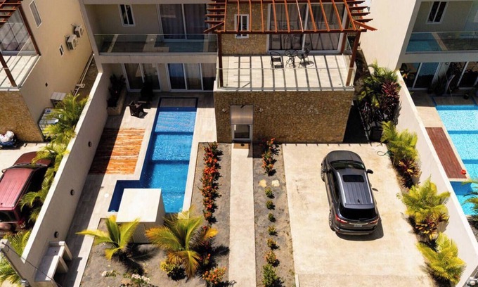 Dixon Cove Casa | 3BR Villa Private Pool SUV Included
