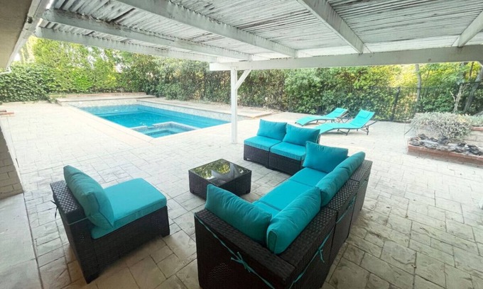 Hidden Hills Casa | 3BR Villa with Serene Poolside Views - CAL1 - HH