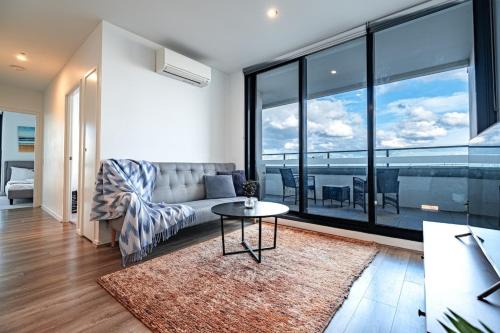 Footscray Apartamento | 3br2ba Apt In Footscarypoolcar Parkwifi