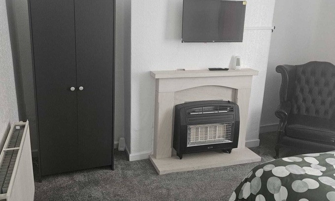 Bolton Casa | 3cosy bedroom in a good location