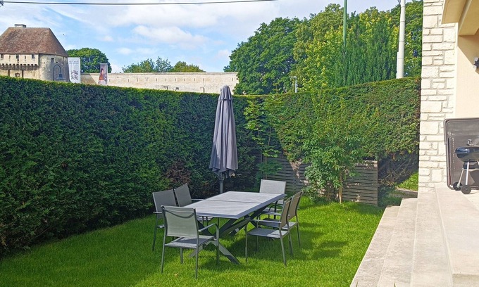Saint-Julien Apartamento | 3D visit available - Renovated house in the center of Caen with parking and garden