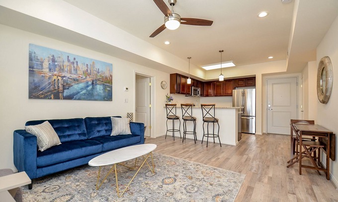 Katy Condominio | 3J| Charm in Katy Asian Town & Marketplace|Gated Condo