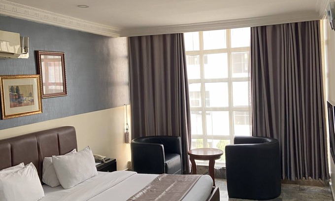 Utako Hotel | 3J's Hotels & Apartments