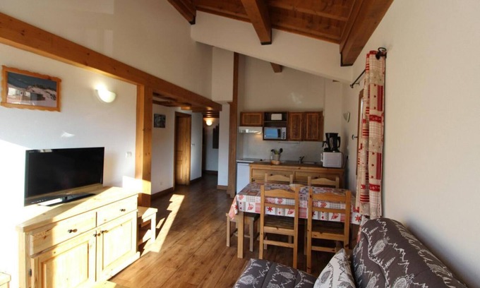 Aussois Apartamento | 3.o piso, balcón, tv, local para esquís, 50m², Aussois