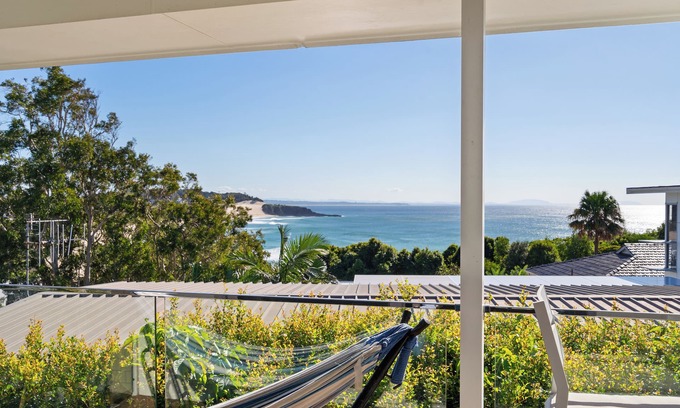 Forster Casa | 3rd night 1/2 price August & September! 250m to Beach