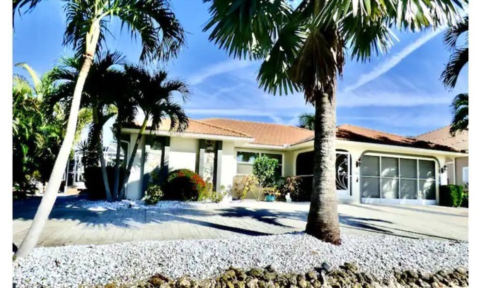 Meridian Casa | 3RD X A Charm, Home on Canal with Sailboat water.