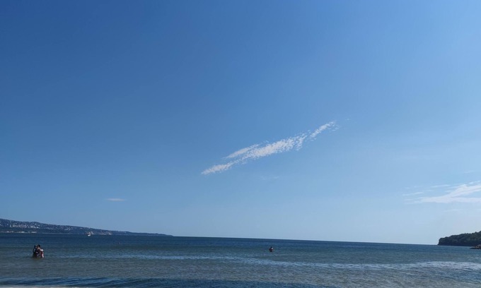Varna Apartamento | 3room. Apartment in Varna South Bay Residense, pool in the complex, beach 50m.