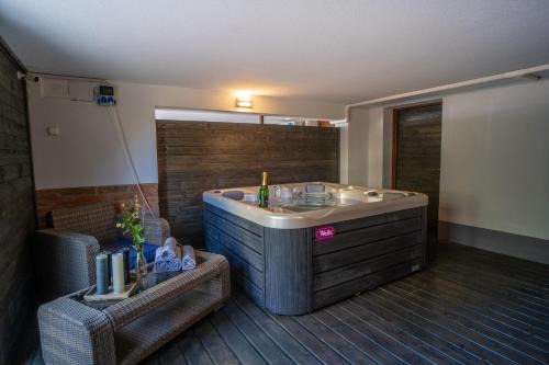 Gyula Apartamento | 4 ÁSZ Deluxe Apartman