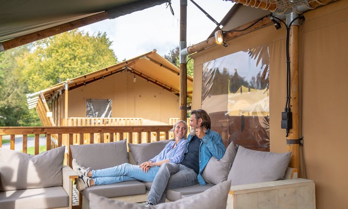Neufchateau Alquiler De RV | 4-6-person safari tent in the holiday park Landal Glamping Neufchâteau