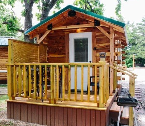 Neal Casa | #4 - Amish Log Camping Cabin Walk to the Water cabin