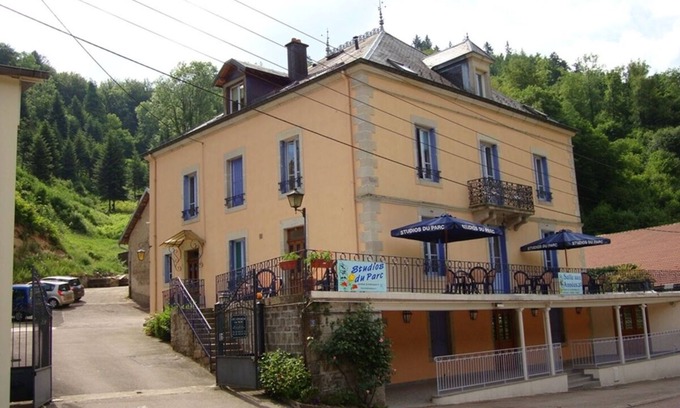 Le Val-d'Ajol Cabaña | 4 Apartamentos - Gîtes (4/5 personas) y 4 Estudios (2 personas)