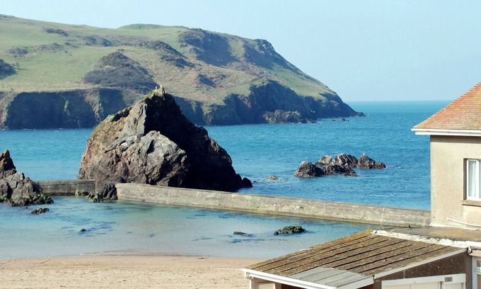 Hope-Cove Cabaña | 4 ARMADA HOUSE, que admite mascotas en Hope Cove, Ref 995049