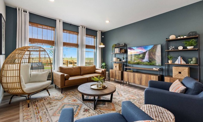 Loveland Casa | 4 Bd Colorado Retreat with Sauna, Hot Tub, Gym and Mountain Views