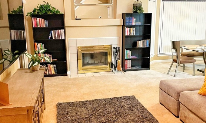 Clarkdale Casa | 4 bd Luxury King & Queen Suites - Mins to Marietta