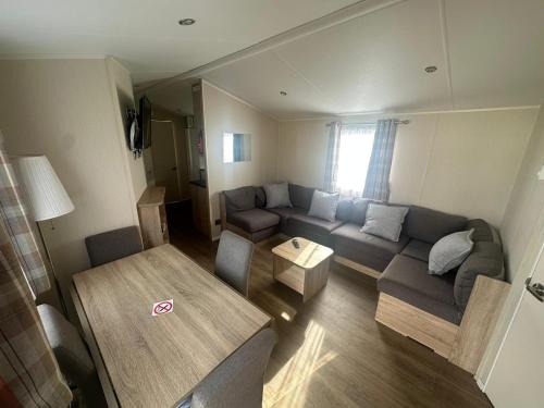Clacton-on-Sea Casa | 4 Bed 10 Berth Caravan Seawick Holiday Park