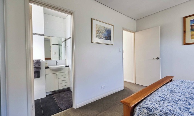 Scarborough Casa | 4 Bed 4 bath in Scarborough