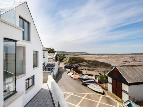 Appledore Casa | 4 Bed in Appledore 56012