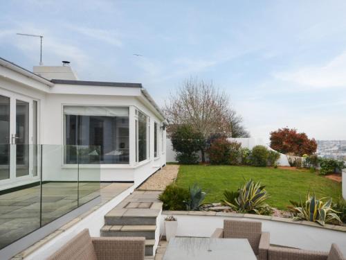 Brixham Casa | 4 Bed in Brixham 76402
