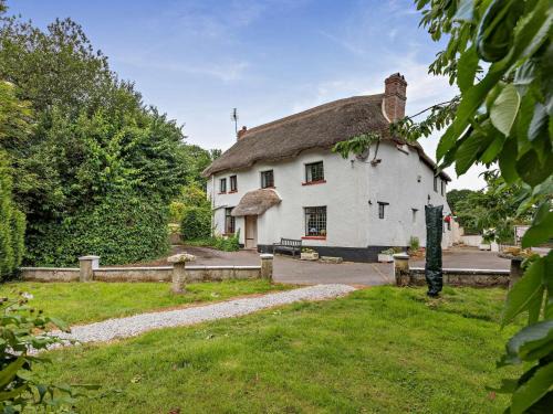 East Portlemouth Casa | 4 Bed in Dartmoor National Park 49535