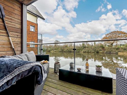 Whippingham Casa | 4 Bed in East Cowes 93249
