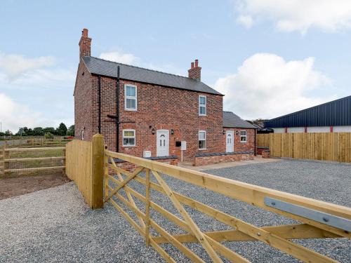 Mablethorpe Casa | 4 Bed in Mablethorpe 78453