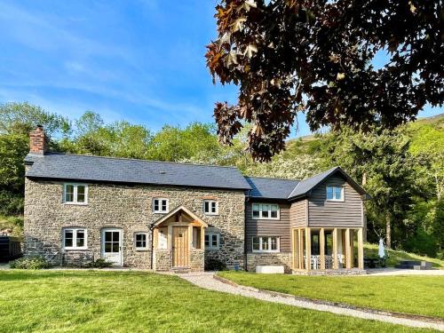 Church Stoke Casa | 4 Bed in Old Churchstoke 91498