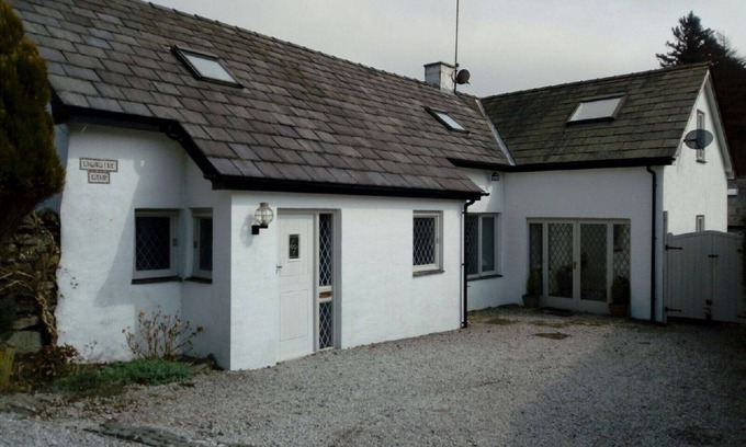 High Newton Casa | Conversión de granero de Lakeland de 4 camas cerca del lago Windermere, Cartmel y Grange