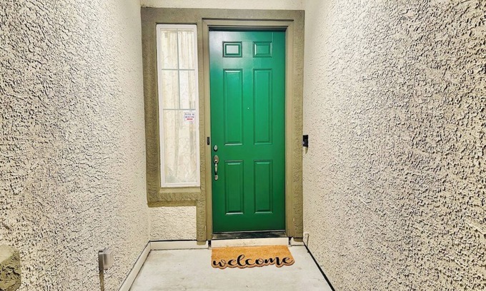 Fernley Casa | 4-Bedroom/2-Bath/Pet OK/Sleeps13