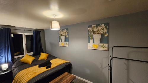 Quedgeley Casa | 4 bedroom, 2 bathroom house