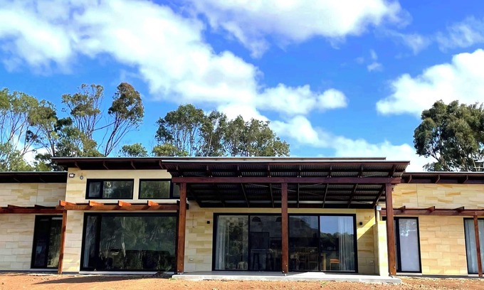 Second Valley Casa | 4 Bedroom 4 Bathroom Spacious Luxury New Home Private Location Minutes to Beach