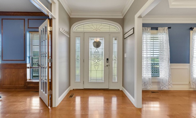 Eureka Casa | 4 bedroom 5 bath countryside beauty!