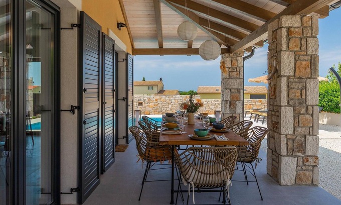 Smoljanci Casa | 4 bedroom accommodation in Svetvincenat
