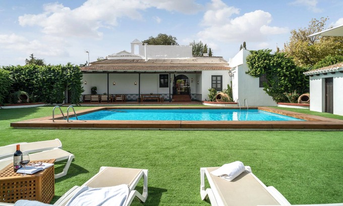 Antequera Casa | 4 bedroom accommodation in Antequera