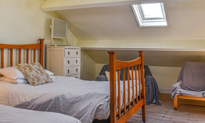 Holmrook Cabaña | 4 bedroom accommodation in Santon, near Holmrook