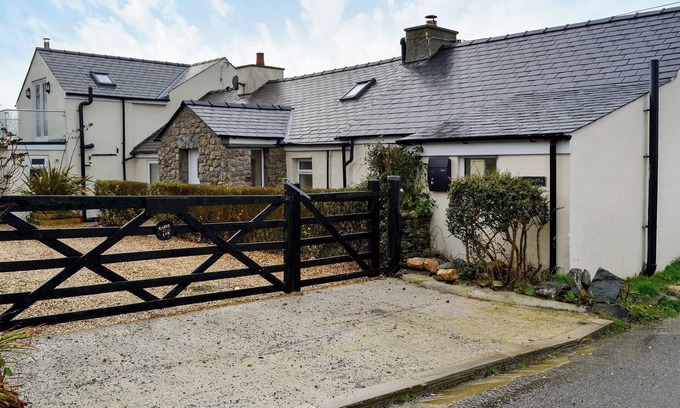Llanfaethlu Cabaña | Alojamiento de 4 habitaciones en Llanfaethlu, near Holyhead