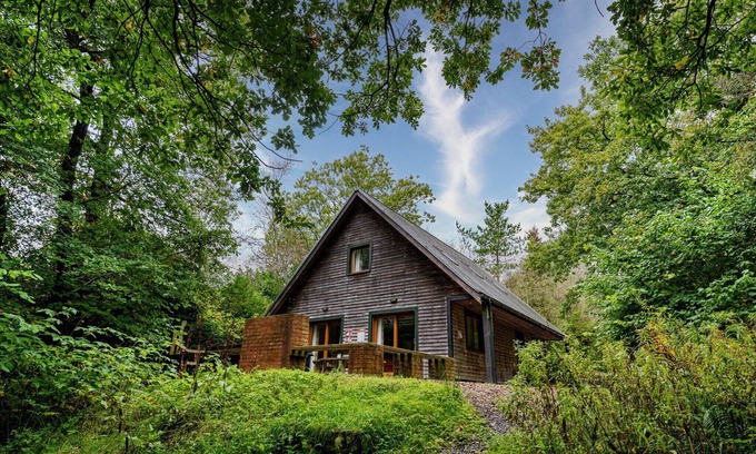 Farley Cabina | 4 bedroom accommodation in Oakamoor