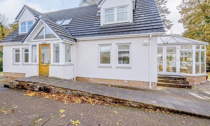 Brodick Cabaña | 4 bedroom accommodation in Brodick