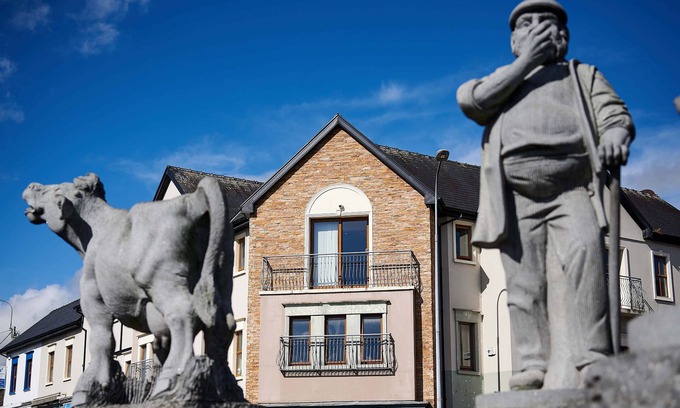 Ennis Apartamento | 4 Bedroom Apartment in Ennis Town Centre