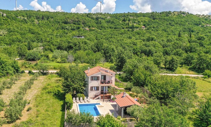 Sestanovac Casa | Impresionante casa de 4 dormitorios en.