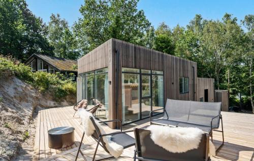 Hvidbjerg Strand Casa | 4 Bedroom Beach Front Home In Børkop