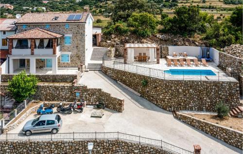 Rab Casa | 4 Bedroom Beautiful Home In Mundanije