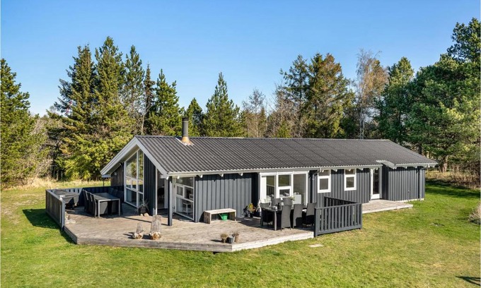 Jerup Casa | 4 Bedroom Beautiful Home In Jerup
