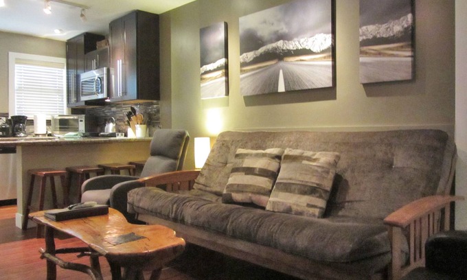 Lakeside Park Cabina | 4 bedroom Condo style next to Heavenly Village