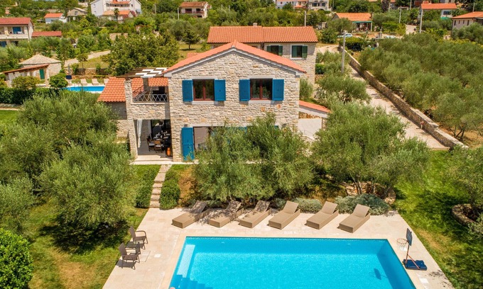 Milohnici Casa | Bonita casa en Linardici con WiFi