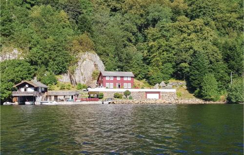 Farsund Casa | 4 Bedroom Cozy Home In Farsund