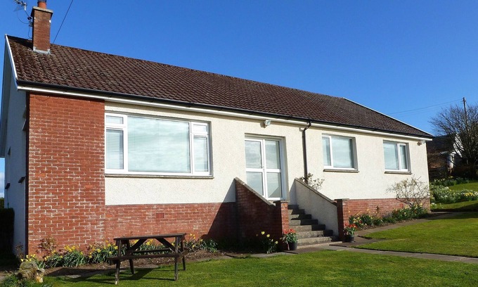 Ayr Casa | Bungalow de 4 dormitorios en el campo de Ayrshire con gran jardín y hermosa vista