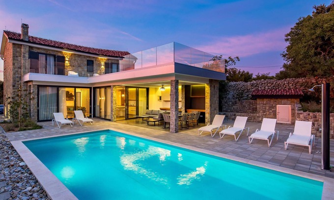 Jakisnica Casa | Increíble casa en Lun con WiFi