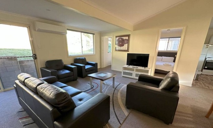 South Grafton Casa | 4 Bedroom Haven: Your Perfect Home Away from Home!